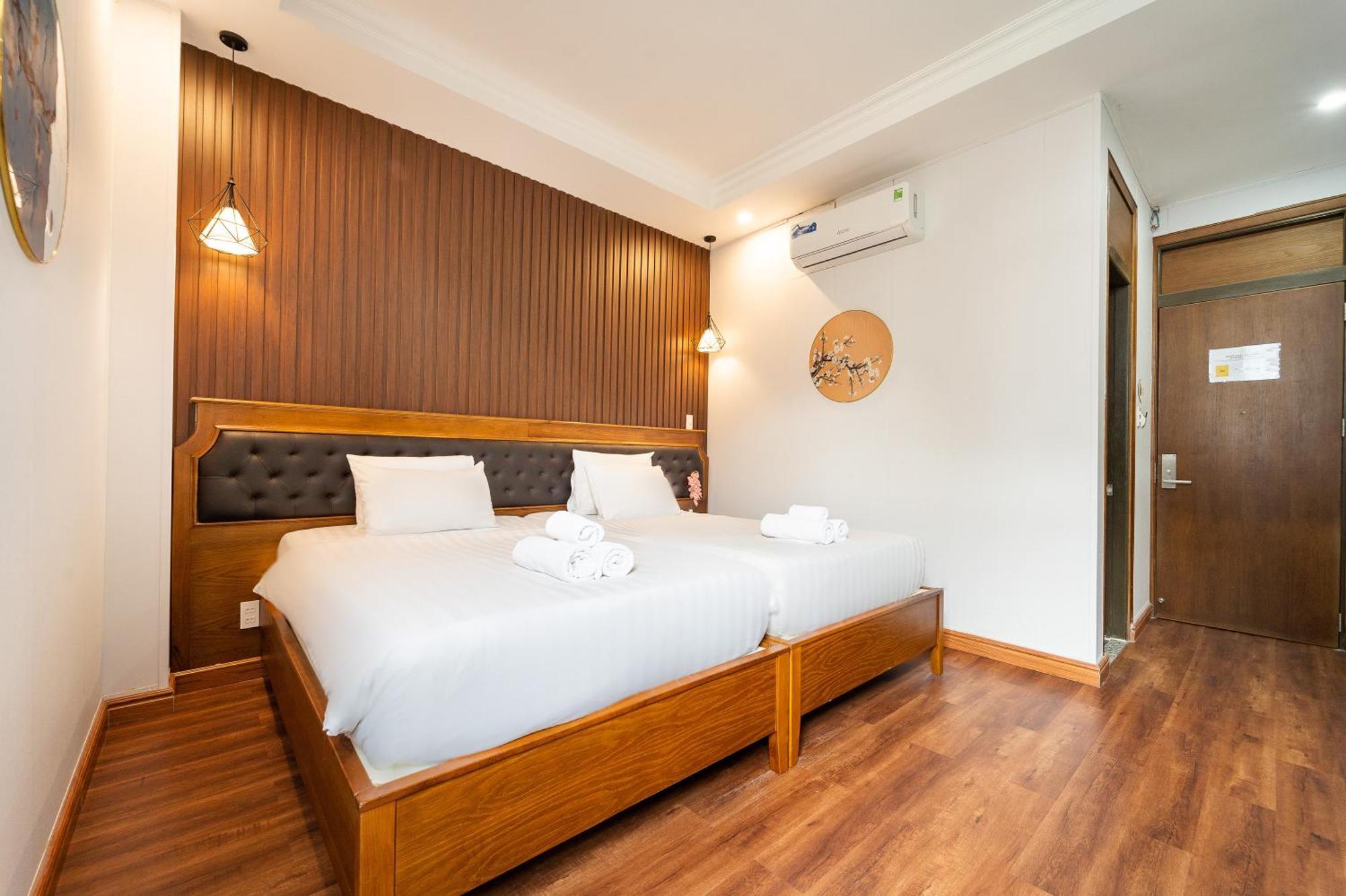 Hotel Premium Sonata Saigon Ho Chi Minh City