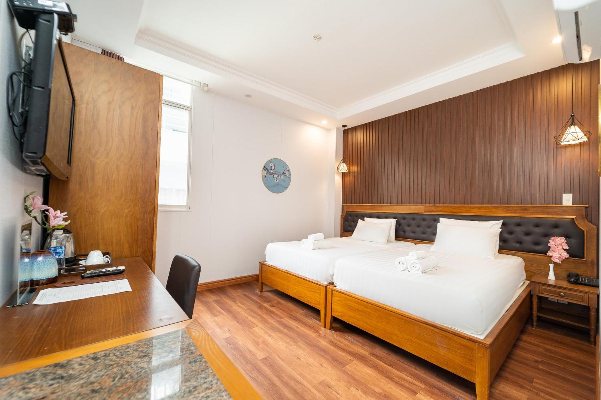 Hotel Premium Sonata Saigon