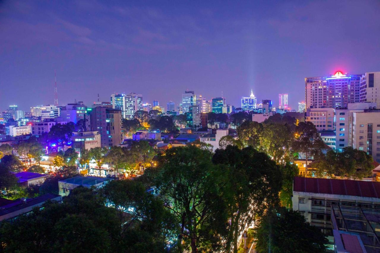 Khách sạn Emm Saigon 3*
