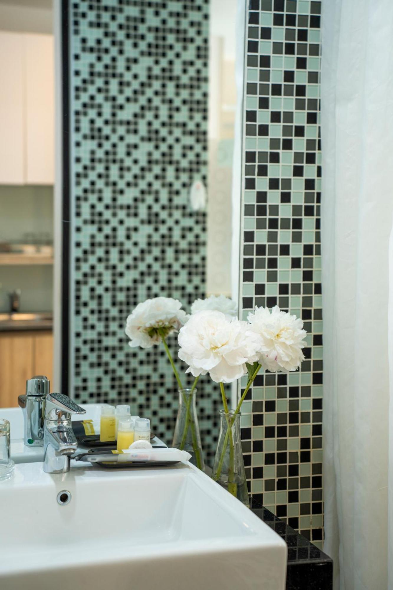 Phu My Hung - Saigon South Serviced - Near Vivo Mall Aparthotel