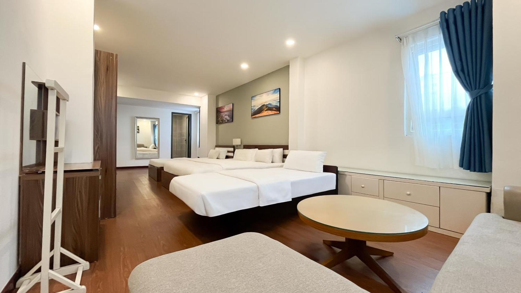 Hotel A25 - 274 De Tham *