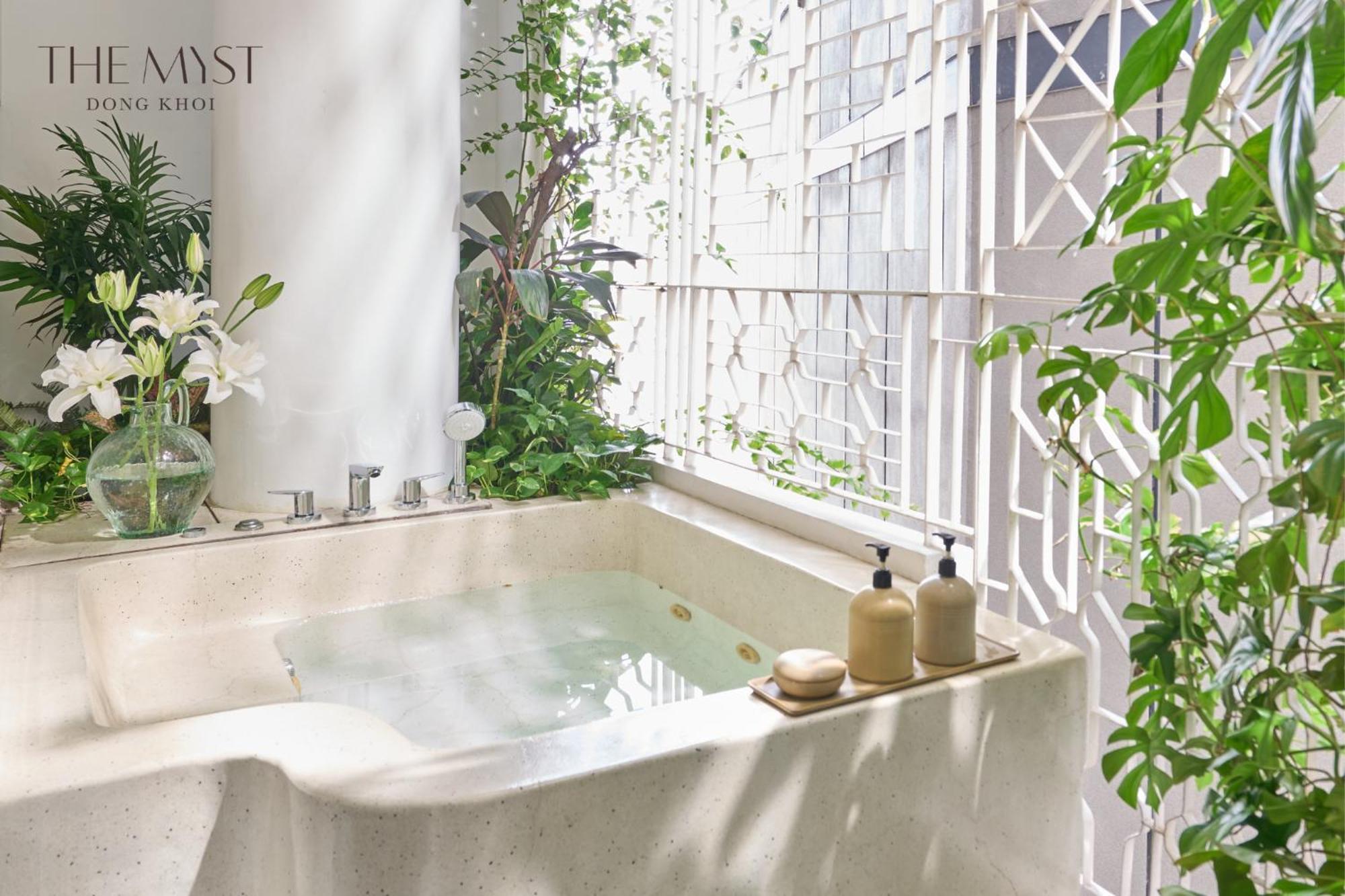 Khách sạn The Myst Dong Khoi 5*