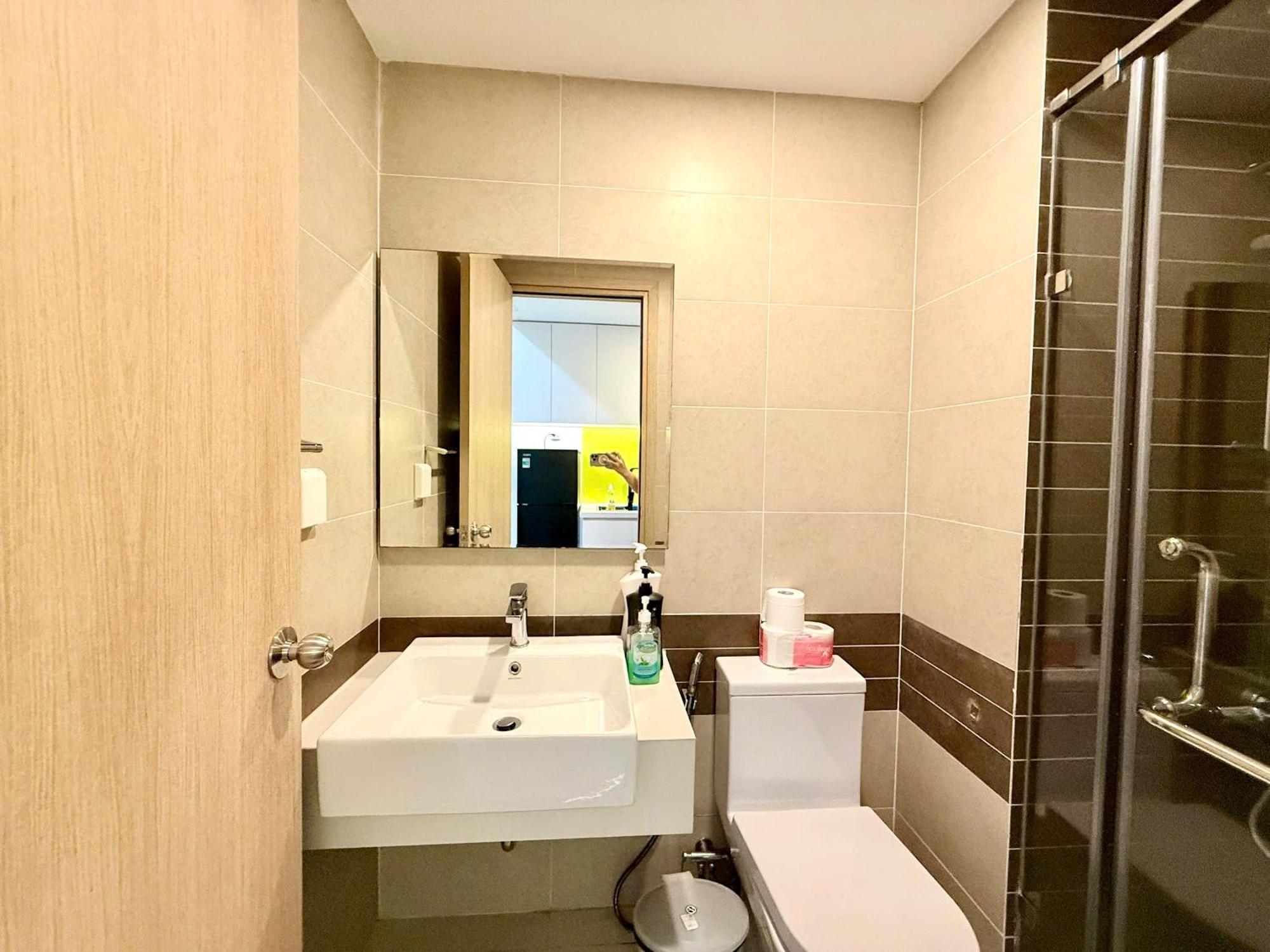 Awesome Rivergate - Cbd In Hcm Apartment Ho Chi Minh City