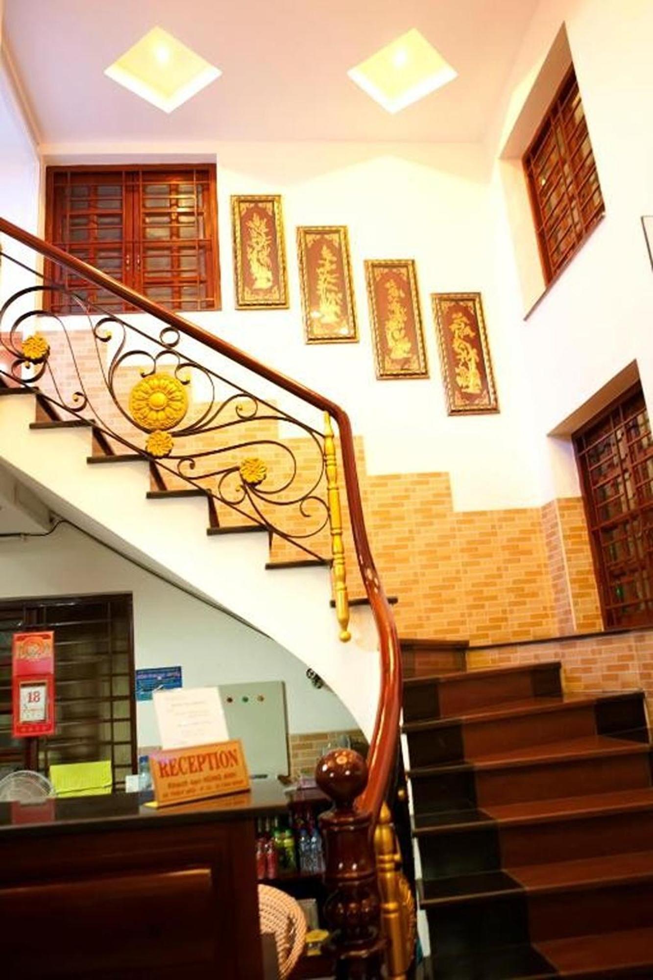 Hung Anh Hotel