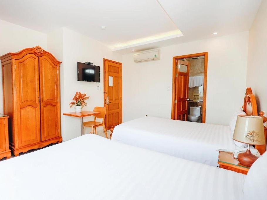 Sazi Erato Airport Hotel Hotel Ho Chi Minh City