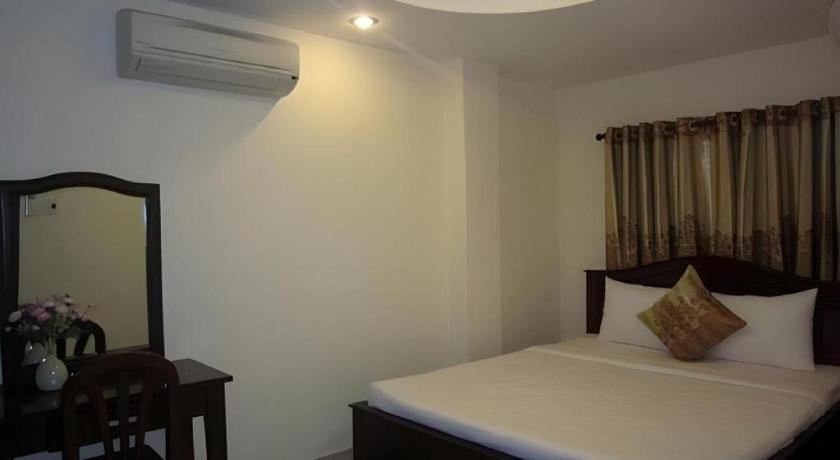 Khách sạn Nui Thanh