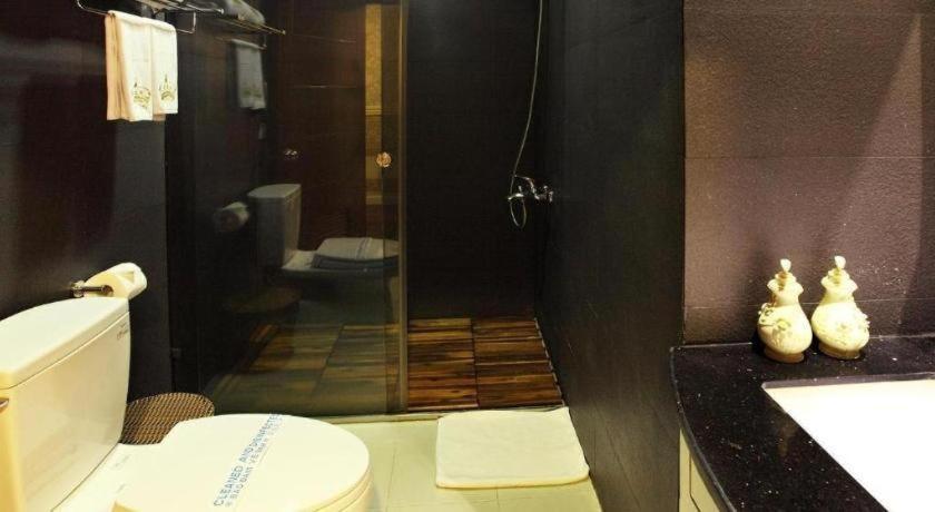 Hotel Golden Crown Saigon
