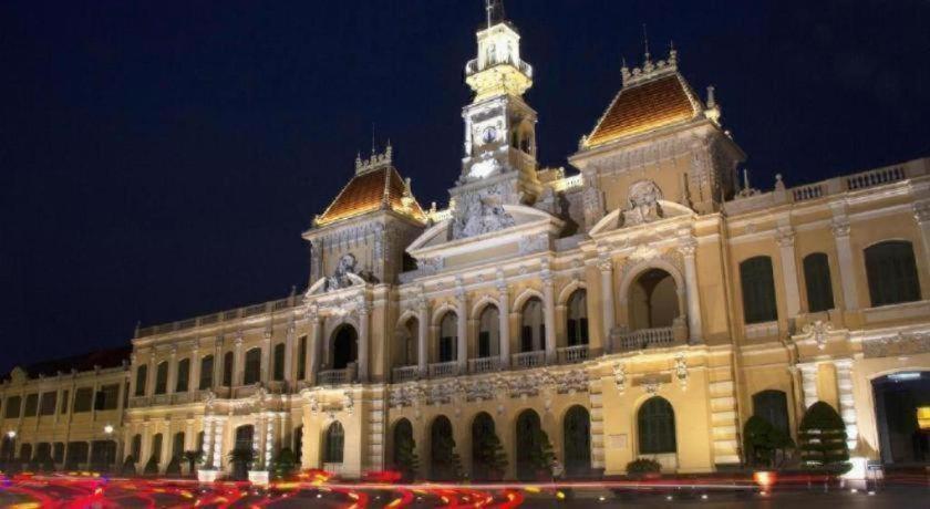 Hotel Tuan Viet Dinh Tien Hoang *