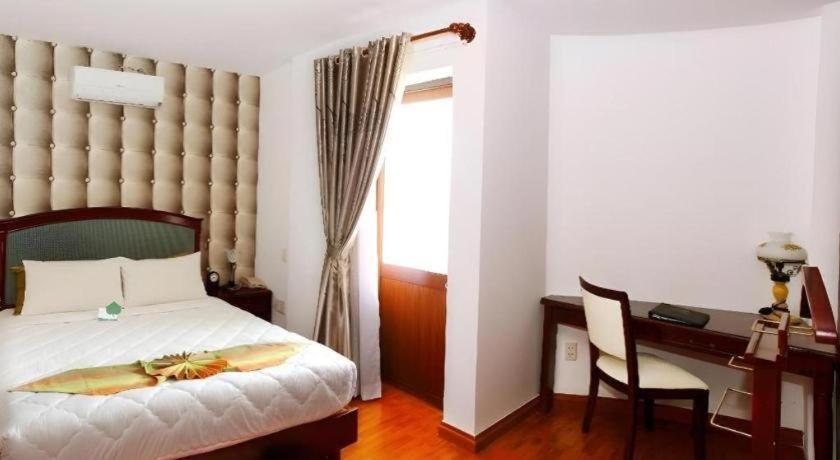 Hotel Universe 3*