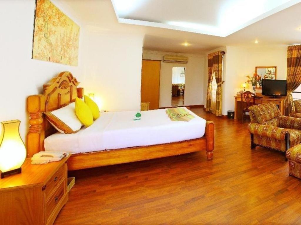 Hotel Universe 3*