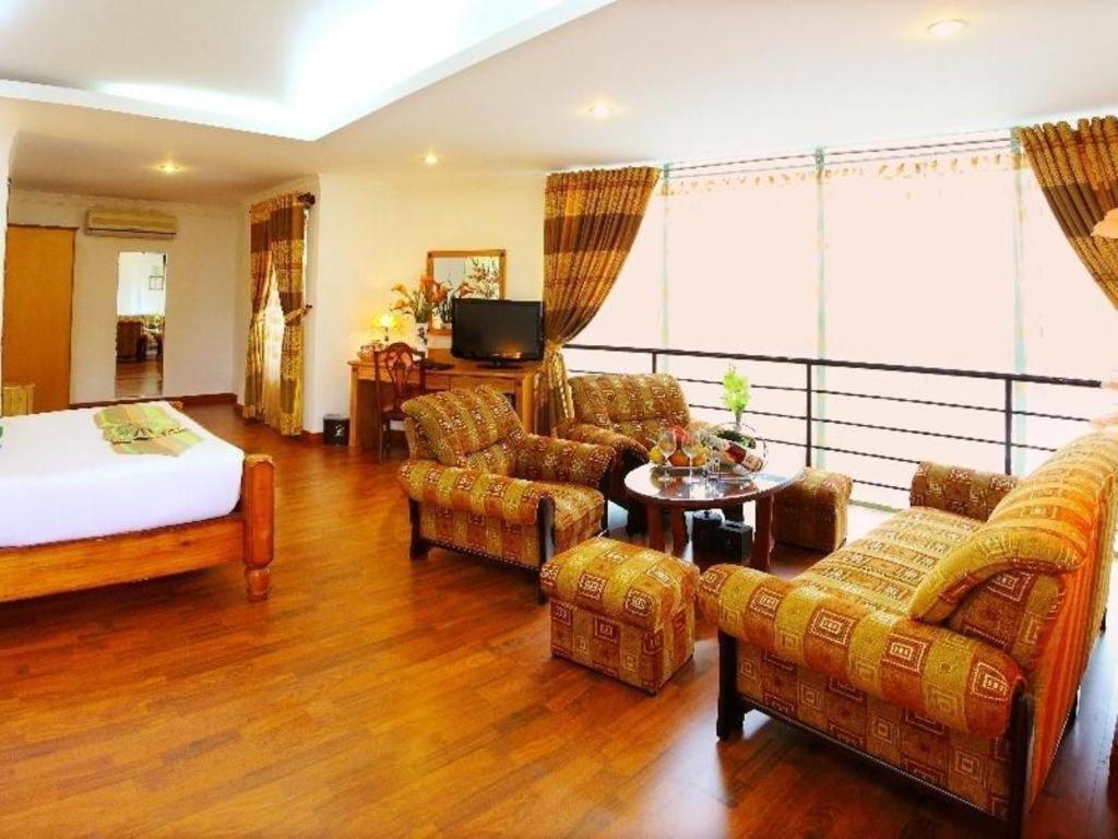 Hotel Universe Ho Chi Minh City