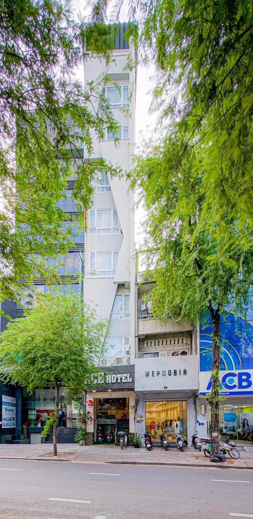 Ace Ben Thanh Hotel
