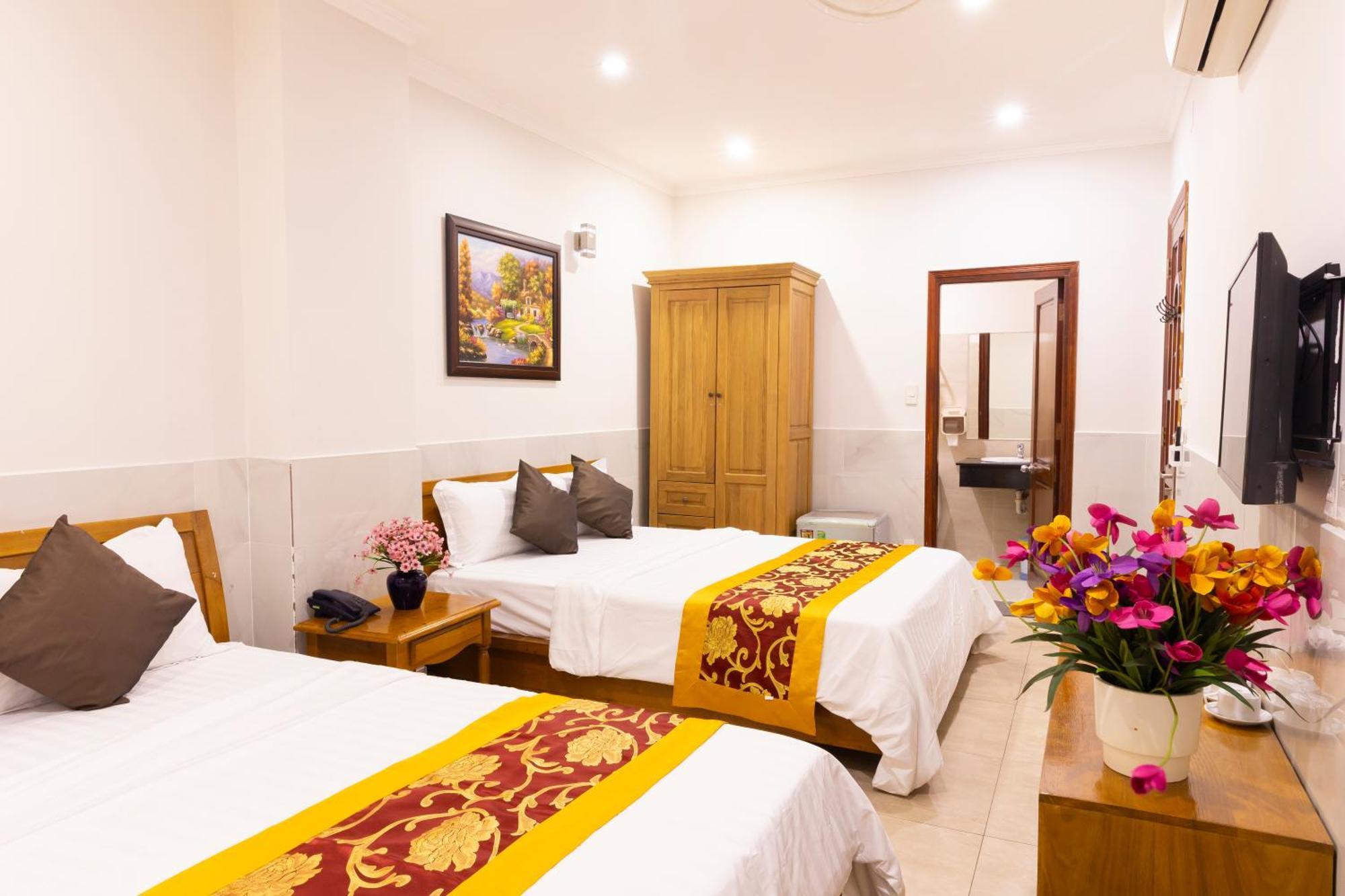 Hotel Atana