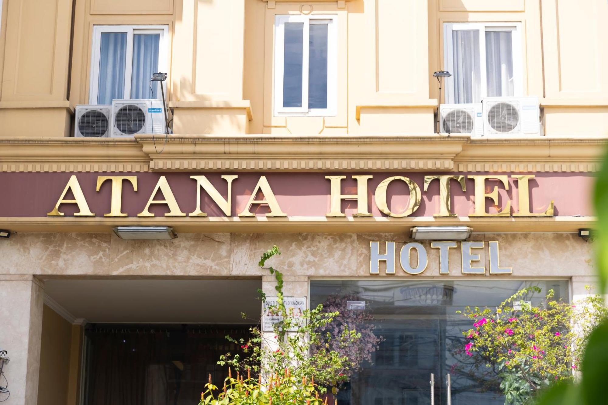 Hotel Atana