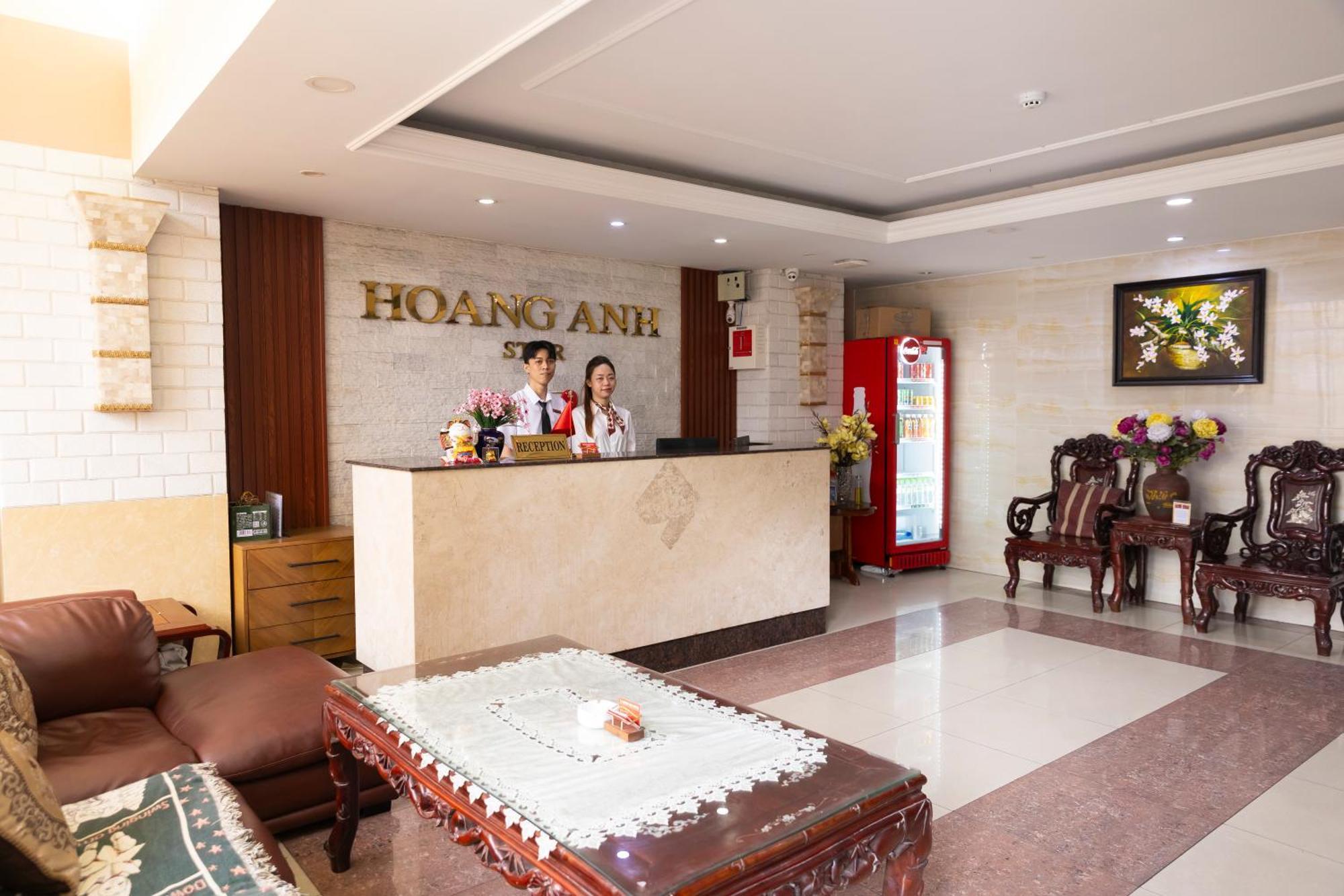 Hoang Anh Star