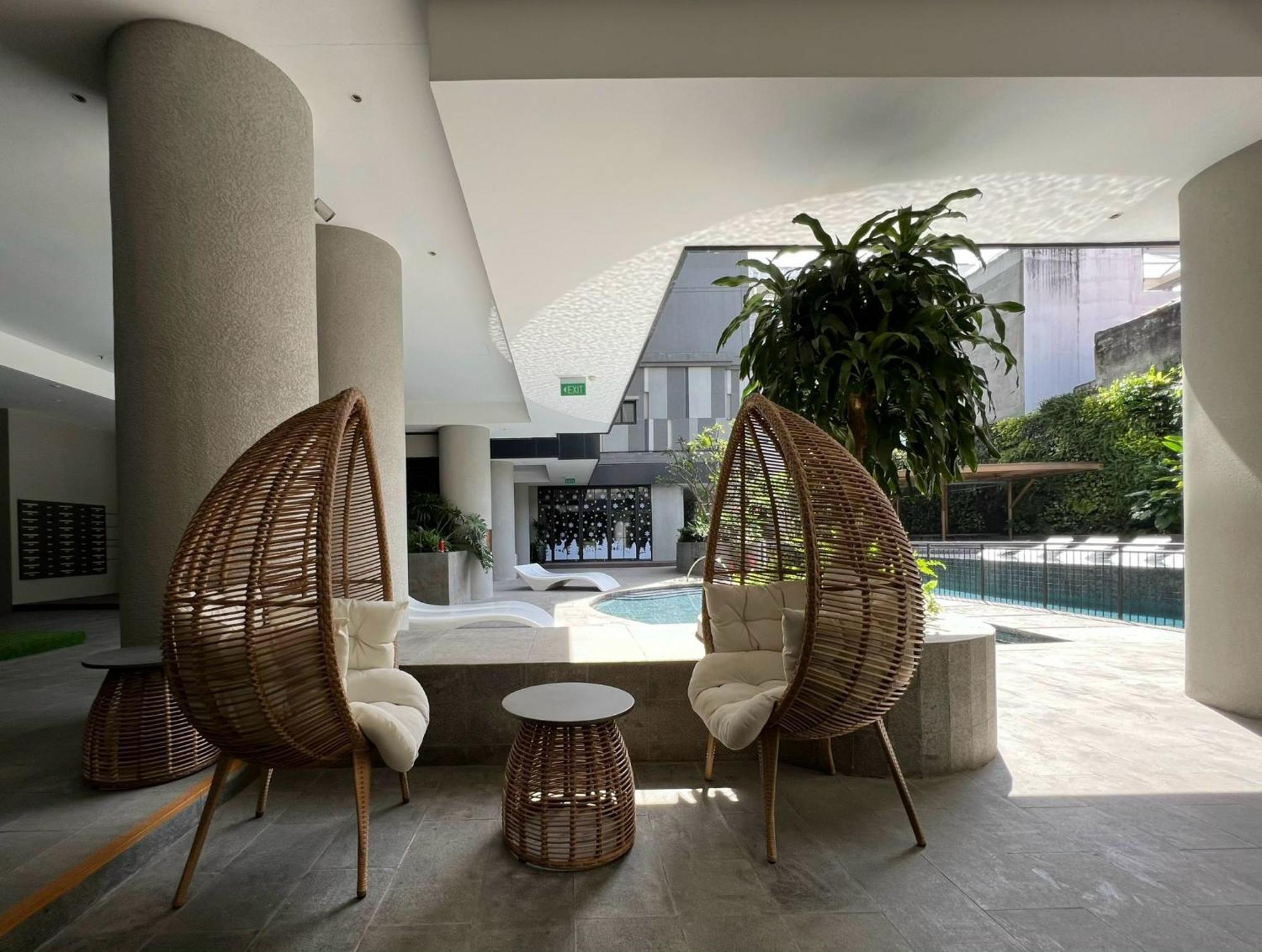 Apartment 2-3 Bedroom In District 1 D1mension Free Pick Up Ho Chi Minh City