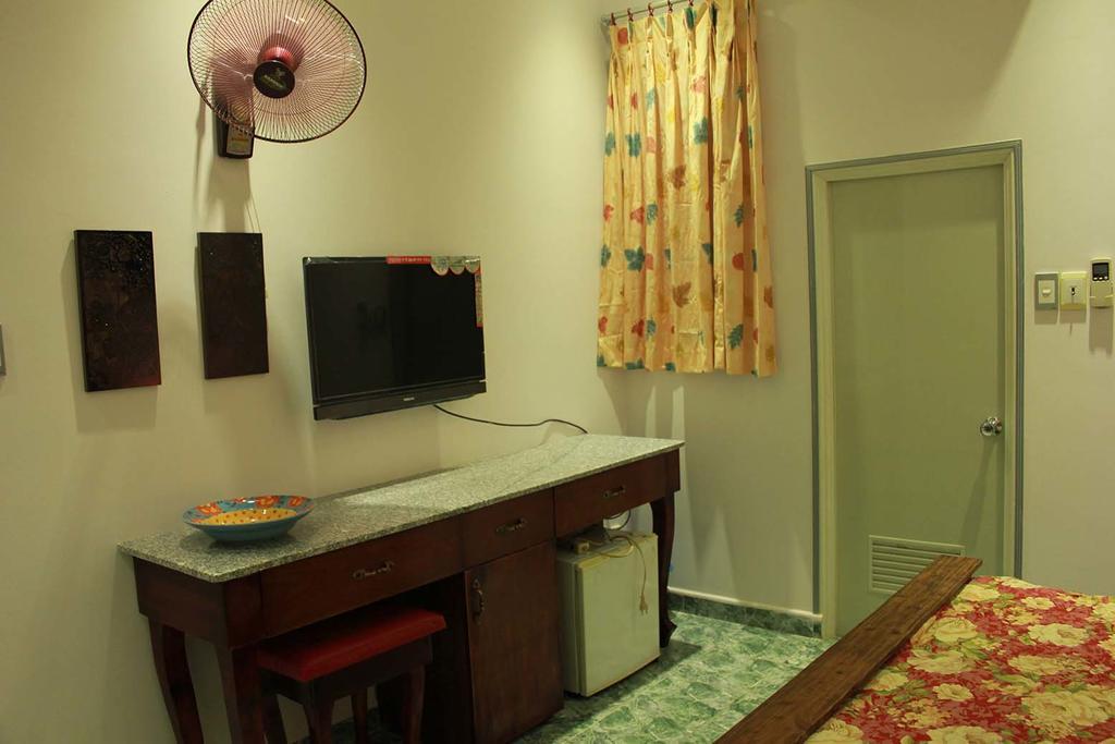 Sunshine Guest house *