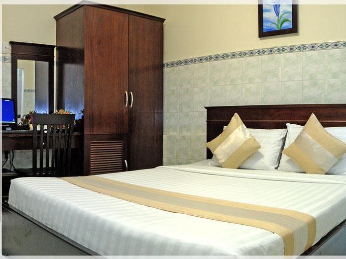 Graceful Hostel