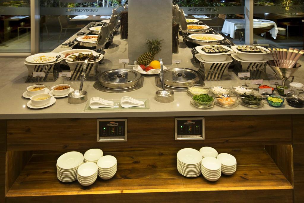 Khách sạn Liberty Saigon Citypoint TP. Hồ Chí Minh