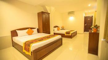 Cat 2 Hotel