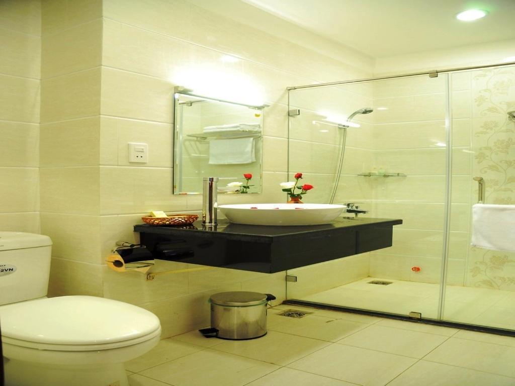 Hotel A25 - 14 Luong Huu Khanh 2*
