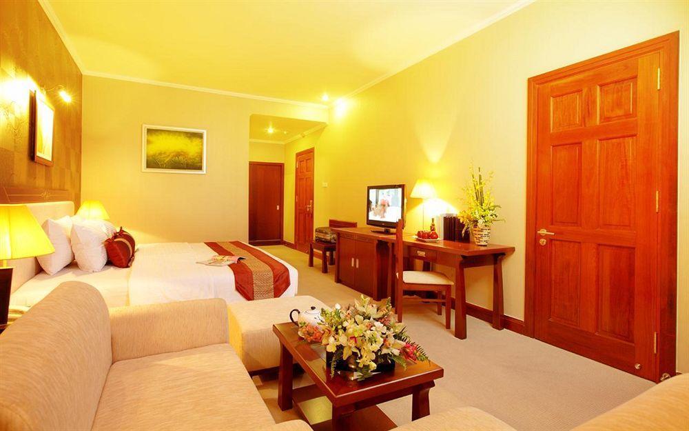 Dong Khanh Hotel 3*