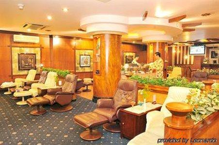 Lotus Saigon Hotel 4*