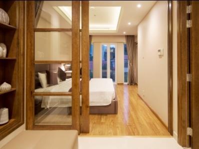 Parkside Apartment