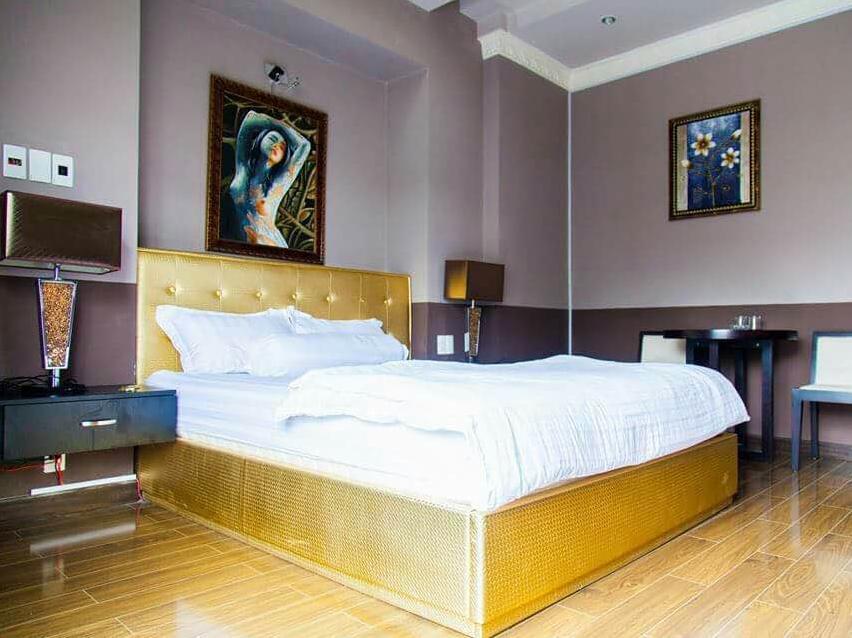 Hotel Eden Roc 3*