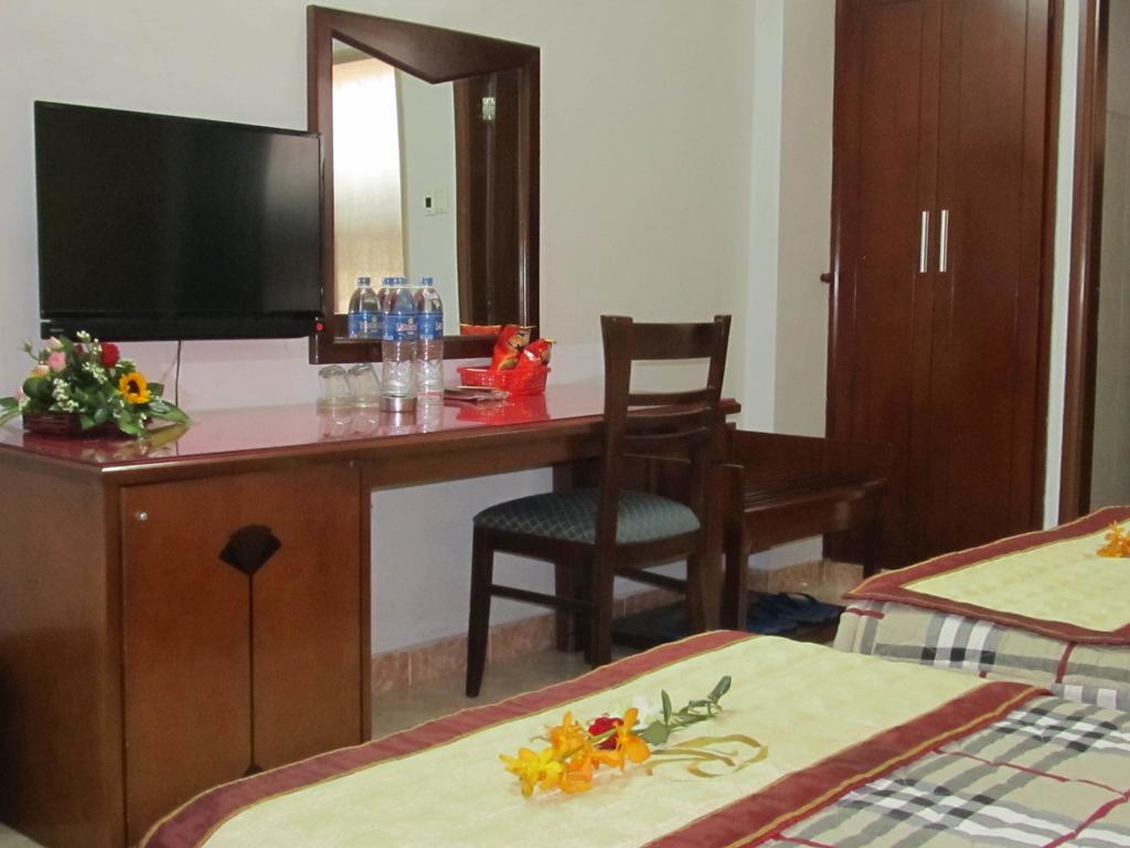 Khach San Trung Mai Hotel 2*