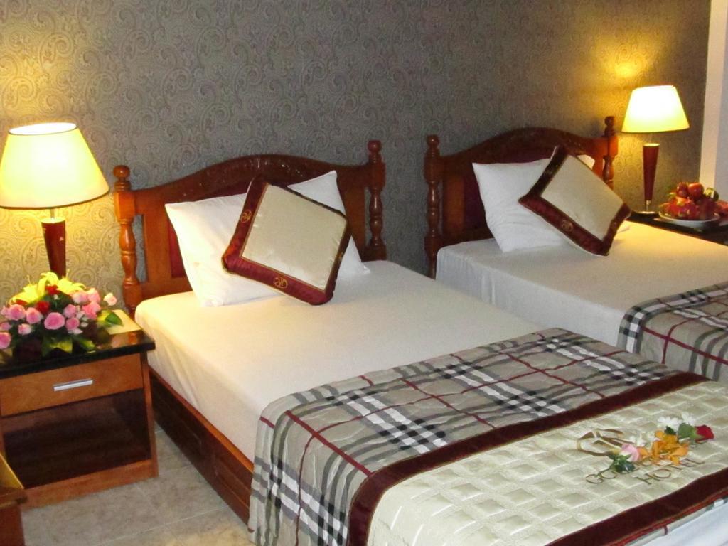 Khach San Trung Mai Hotel 2*