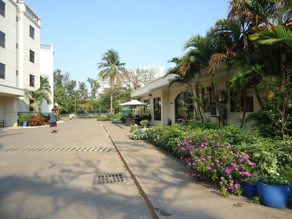 Riverside Serviced Aparthotel 4*