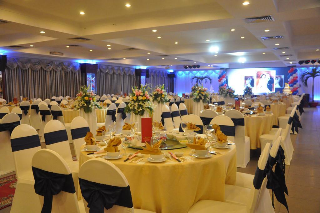 Khách sạn Thiên Hồng