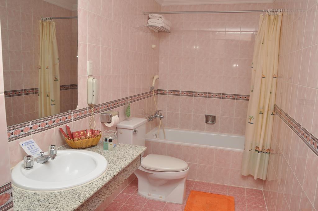 Thiên Hồng Khách sạn