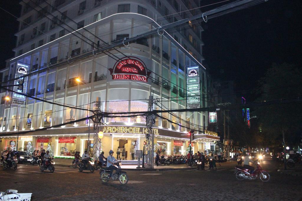 Thiên Hồng Khách sạn
