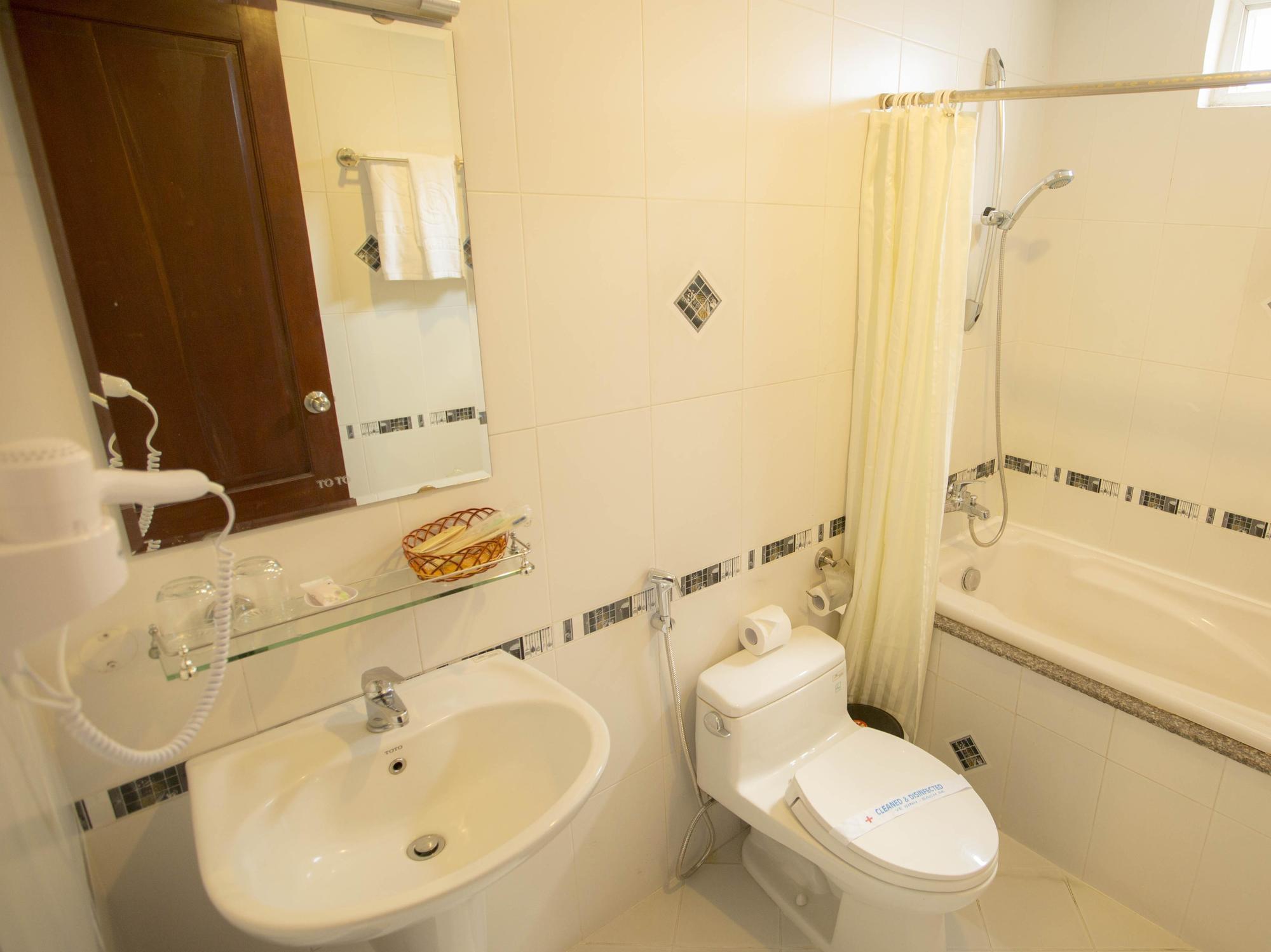 Cat 2 Hotel Ho Chi Minh City