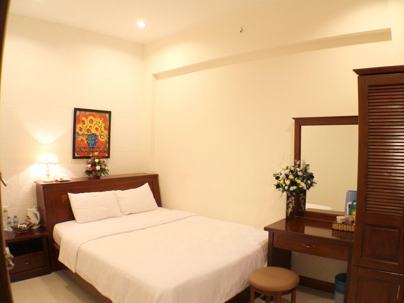City Hotel 18 Luu Van Lang Hotel Ho Chi Minh City