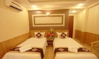 Paris Gold 3*