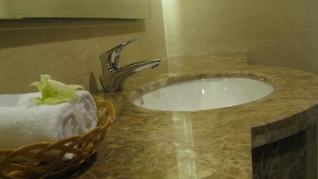 Bizo Diamond Hotel