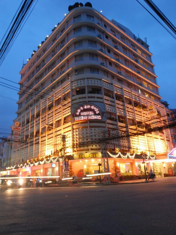 Khách sạn Thiên Hồng