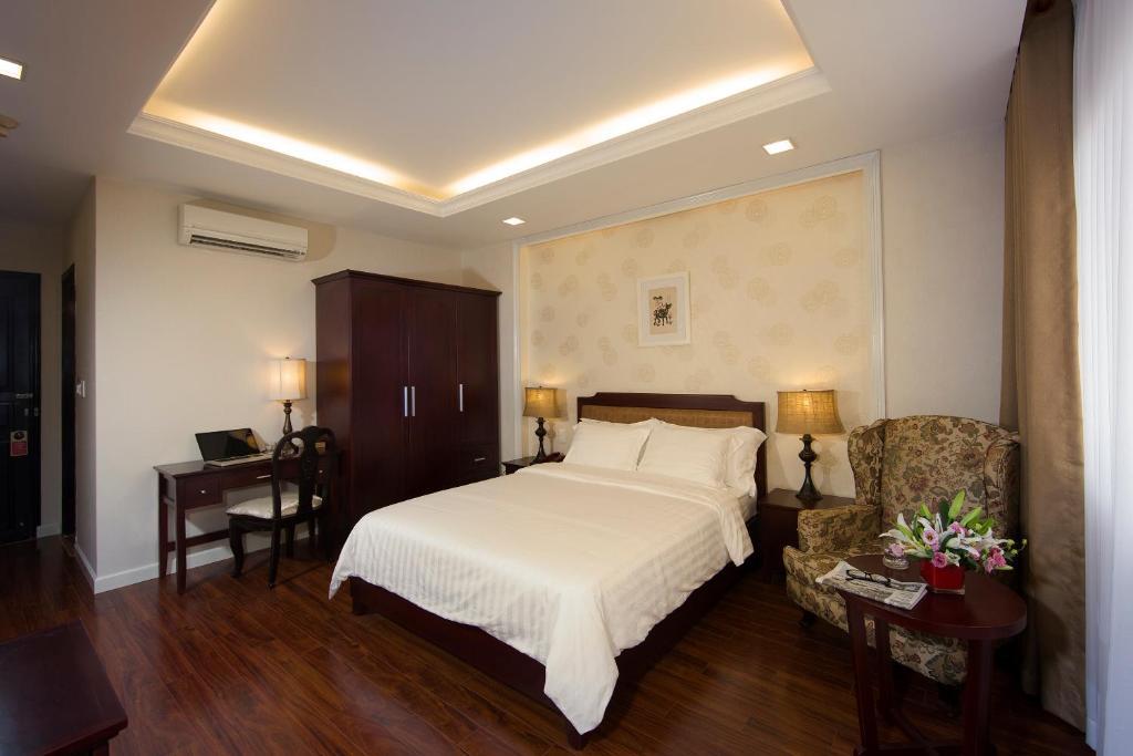 Royal Dragon Boutique Tan Binh Hotel 3*