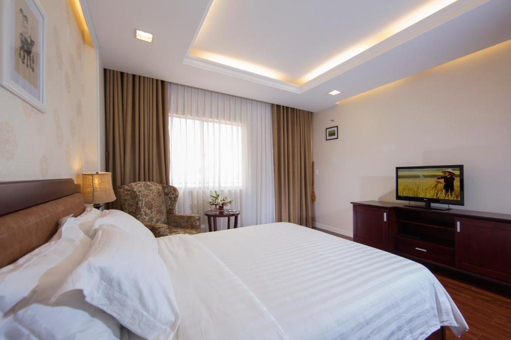 Royal Dragon Boutique Tan Binh Ho Chi Minh City