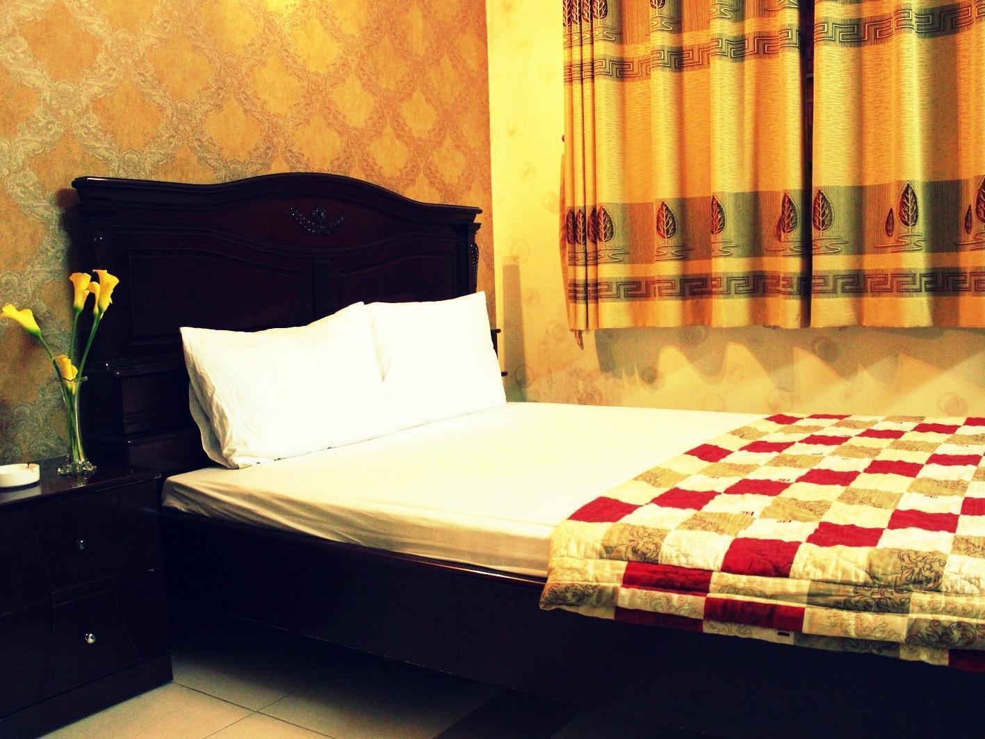 Khách sạn Oyo 568 Hoàng Long TP. Hồ Chí Minh
