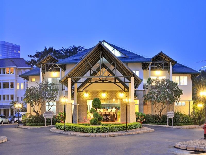 Hotel The Waterfront *