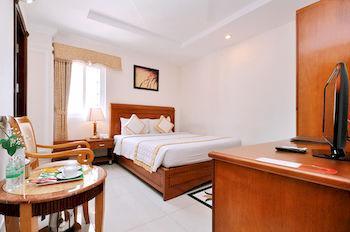 Hotel Tan Hoang Long District 5