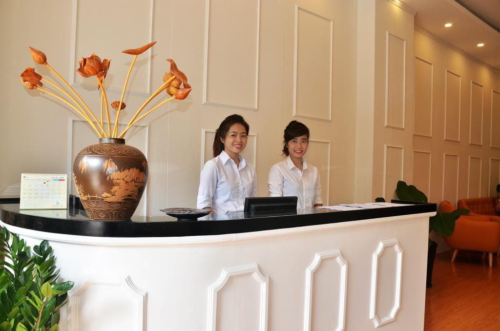 Hotel Sense Legend & 3*