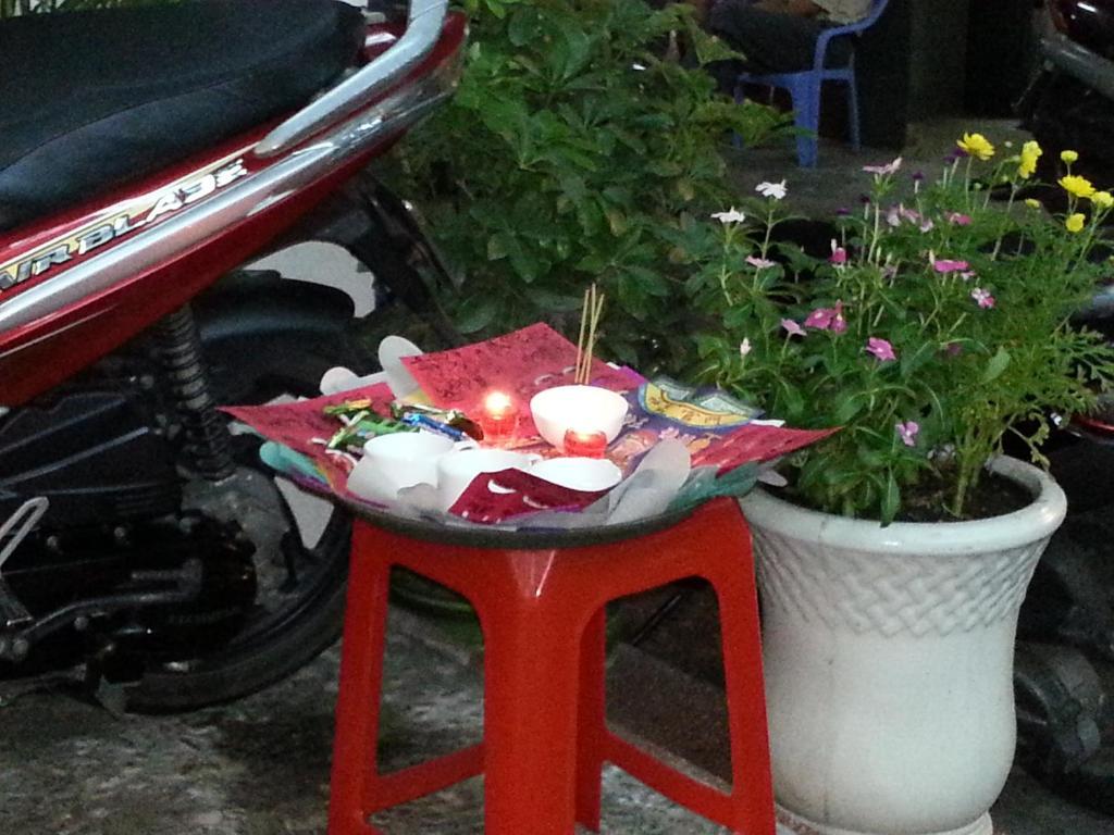 Pink Tulip 2* Ho Chi Minh City