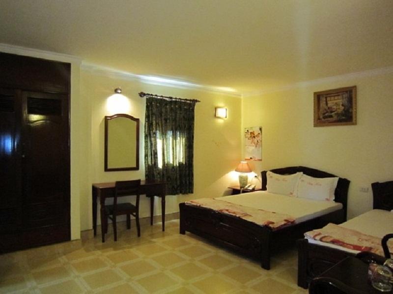 Hung Thanh Hotel 2*