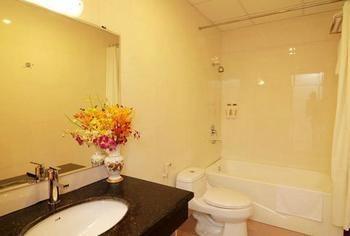 Reddoorz Ruby Star Truong Dinh Hotel Ho Chi Minh City