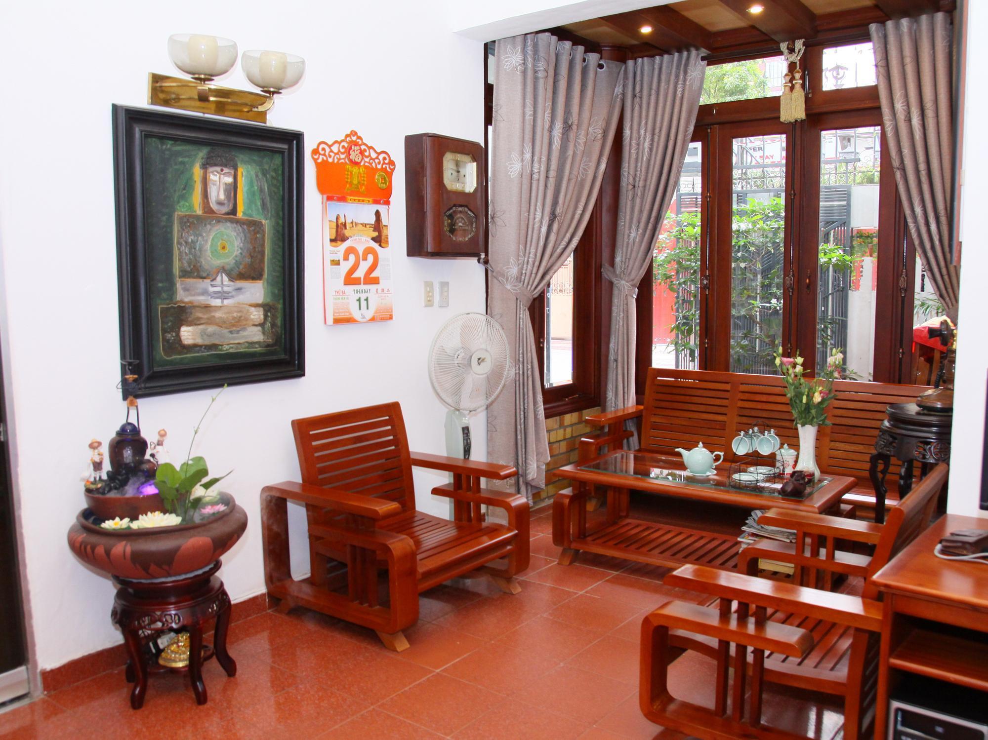 Hong Giao * Ho Chi Minh City